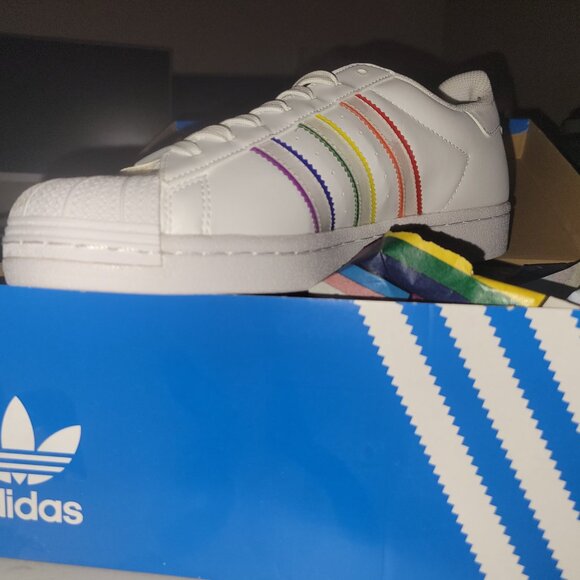 2020 Adidas Superstar Pride - Picture 3 of 5